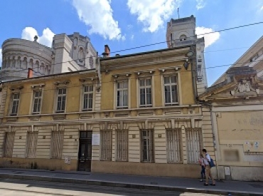 Restructuration et Surelevation - 21<br />
logements